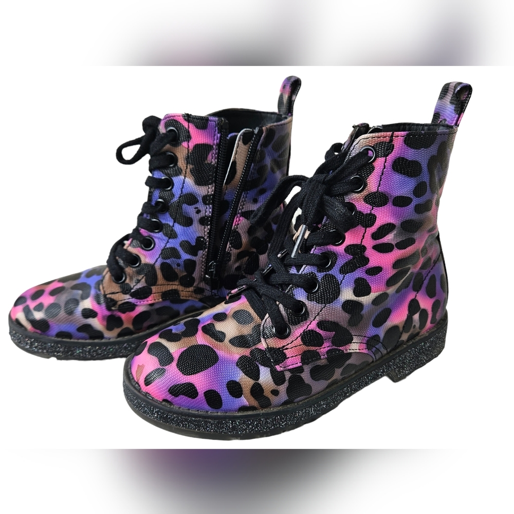 Girls combat boots
